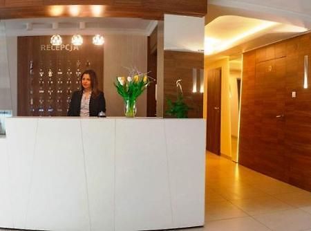 Hotel Livia Wolomin Εξωτερικό φωτογραφία