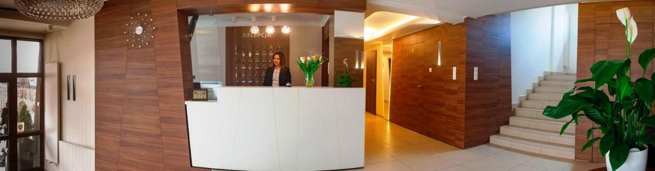 Hotel Livia Wolomin Εξωτερικό φωτογραφία