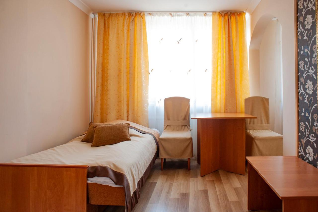 Hotel Livia Wolomin Εξωτερικό φωτογραφία