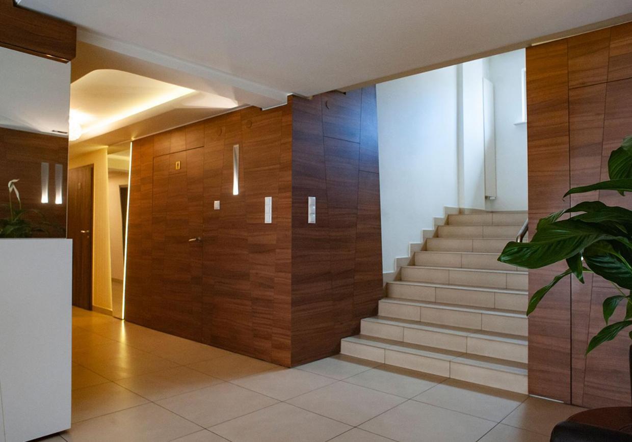 Hotel Livia Wolomin Εξωτερικό φωτογραφία